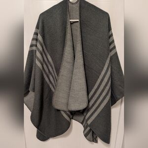 3/$20 Reversible Poncho, Grey
